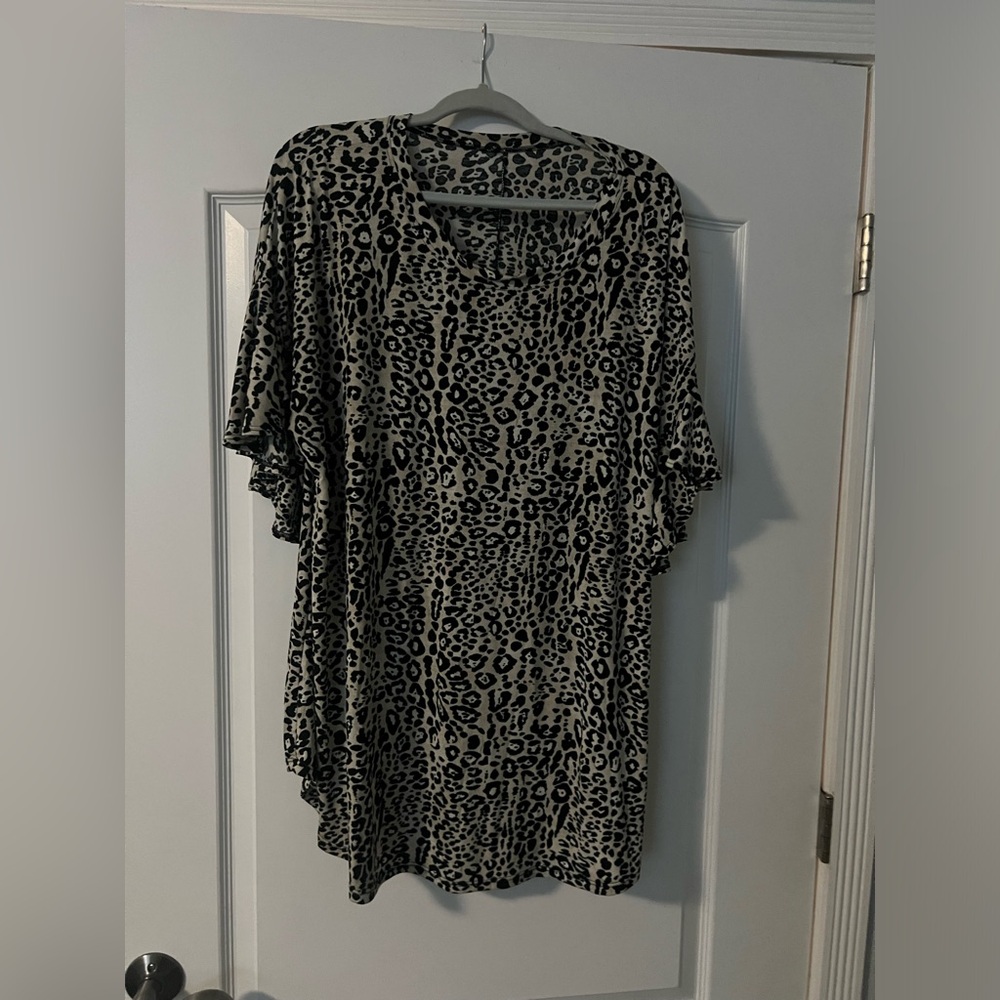 Women’s blouse